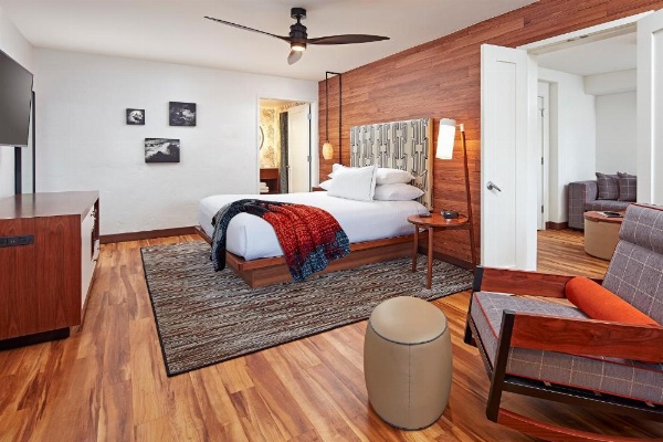 Carmel Mission Inn image 15